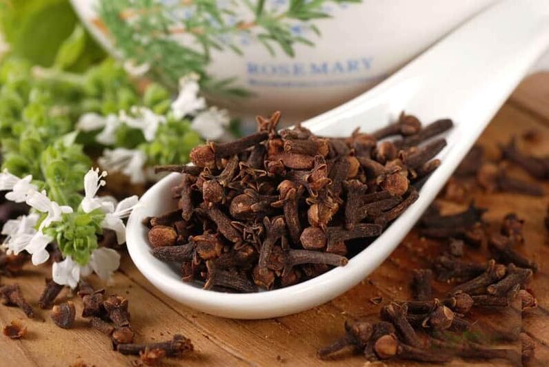 Cloves împotriva paraziților